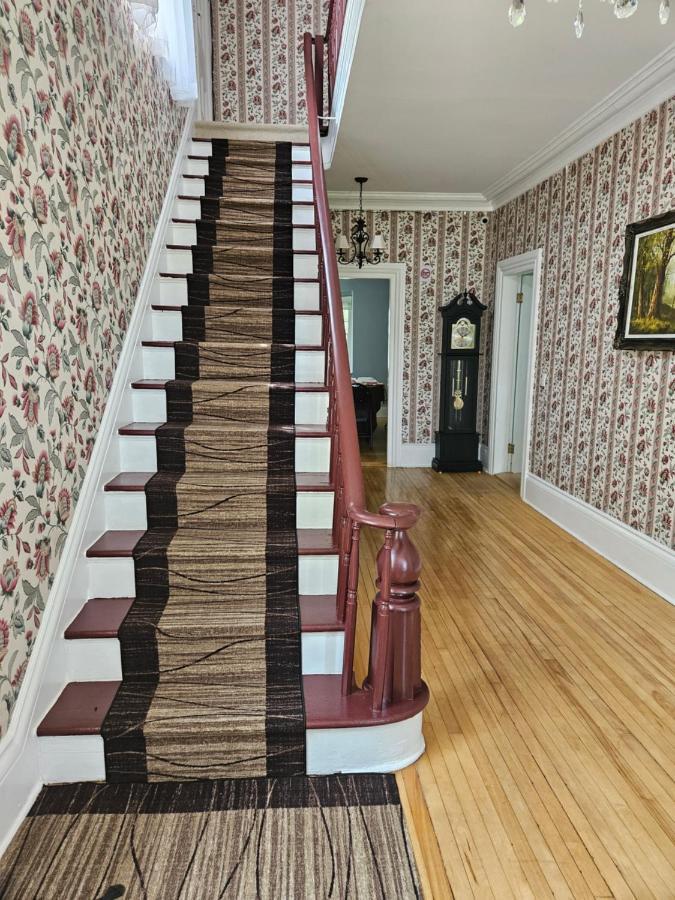 Sunflower Guest Suites Summerside Exterior photo